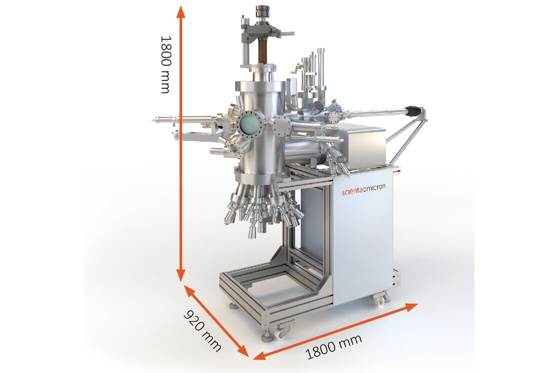 Lab10 MBE | © Scienta Omicron  Lab10MBE Illustration with dimensions, 1800H x 920W x 1800B | © Scienta Omicron