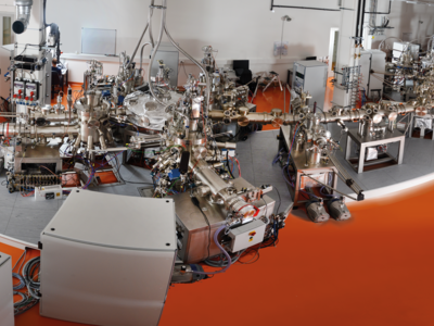 Nanofabrication & Epitaxy Cluster | © Scienta Omicron Nanofabrication & Epitaxy Cluster | © Scienta Omicron